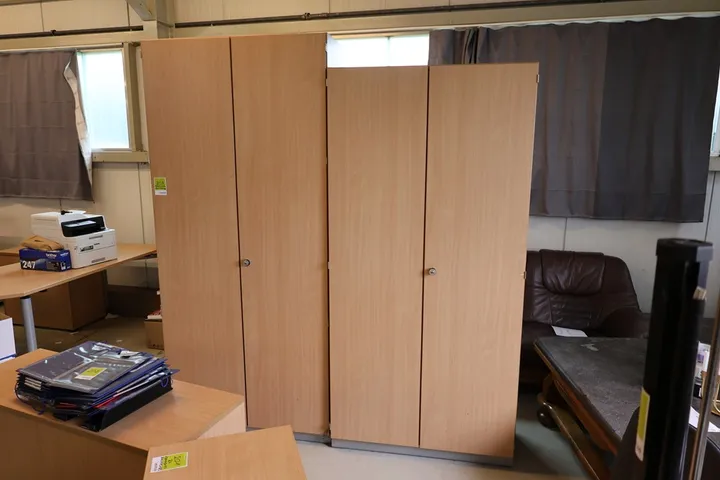 2 x Büroschrank